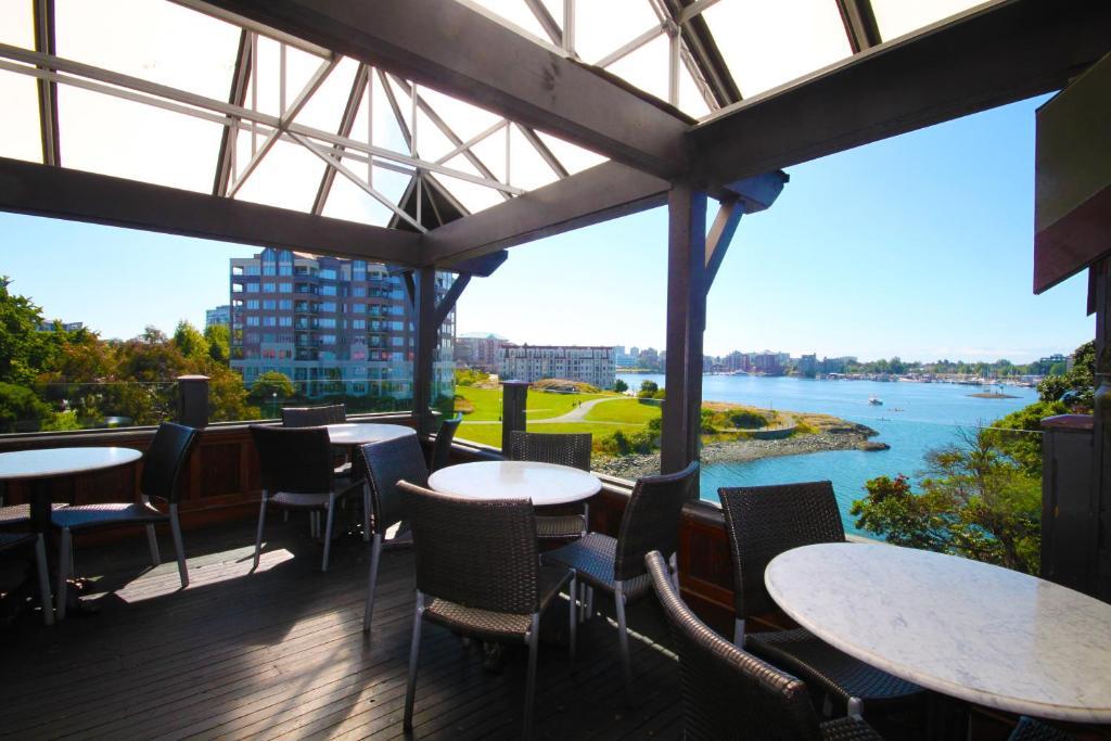 ויקטוריה Spinnakers Gastro Brewpub & Guesthouses מראה חיצוני תמונה